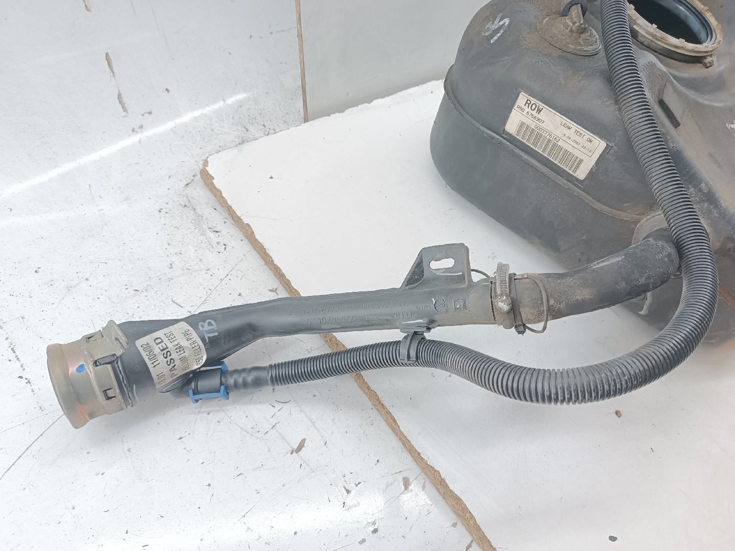 Depósito de Combustível MINI MINI (R50, R53) | 01 - 06 Imagem-5