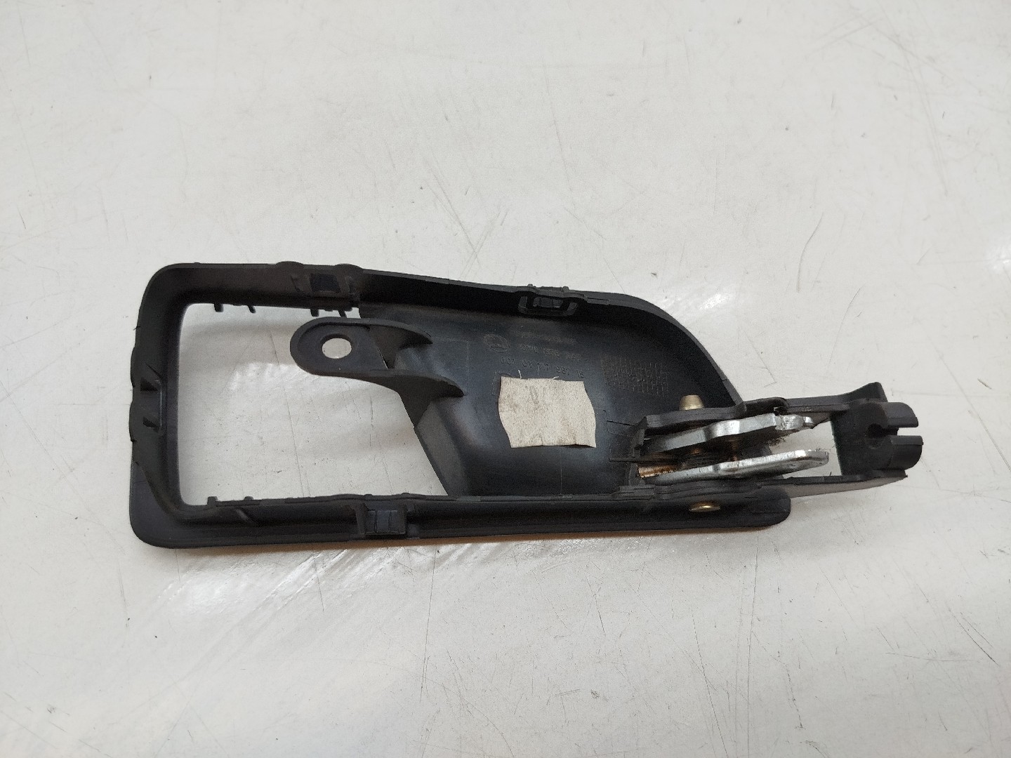 Puxador interior de porta traseira esquerda SKODA FABIA I Combi (6Y5) | 00 - 07 Imagem-1