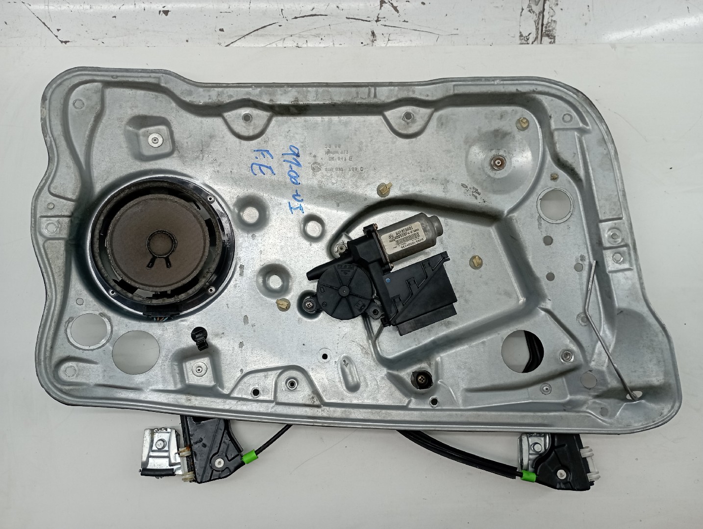 Motor do Elevador Porta Frente Esquerdo SKODA FABIA I Combi (6Y5) | 00 - 07