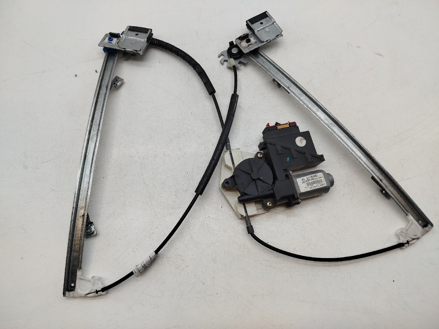 Motor e elevador de vidro frente direito SKODA FABIA I Combi (6Y5) | 00 - 07 Imagem-2