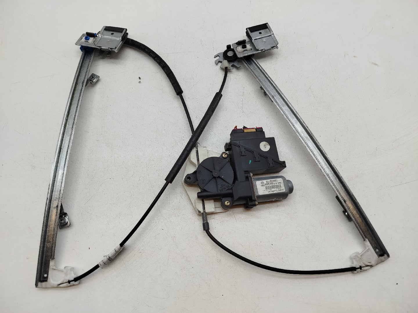 Motor e elevador de vidro frente direito SKODA FABIA I Combi (6Y5) | 00 - 07 Imagem-6