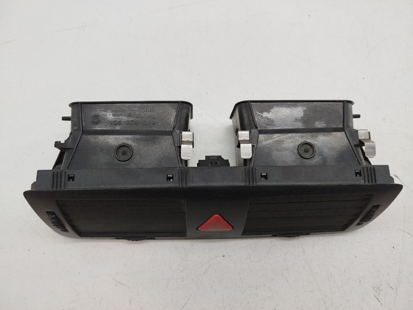 Difusor de ar central SKODA FABIA I Combi (6Y5) | 00 - 07 Imagem-1