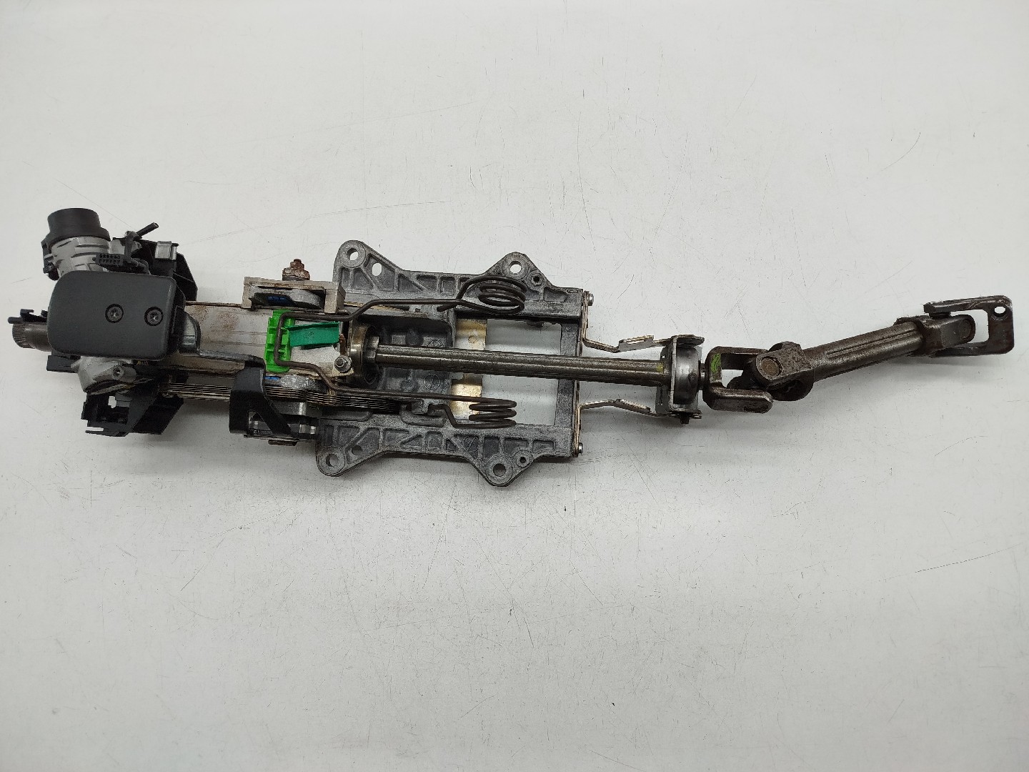 Coluna de direção com canhão de ignição AUDI A3 (8P1) | 03 - 13