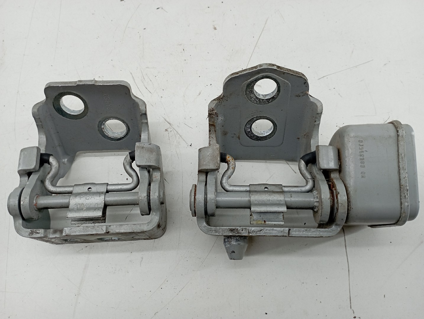 Dobradiças da porta PEUGEOT 207 (WA_, WC_) | 06 - 15 Imagem-2