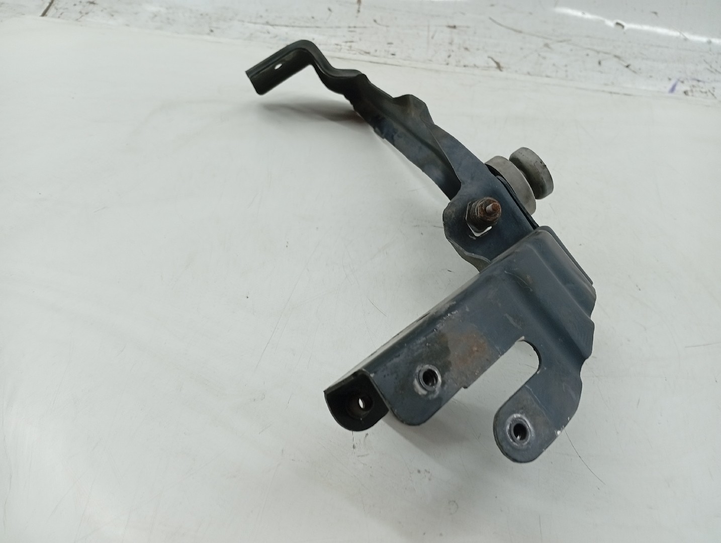 Suporte de montagem de para-choques MERCEDES-BENZ E-CLASS T-Model (S211) | 03 - 09 Imagem-1