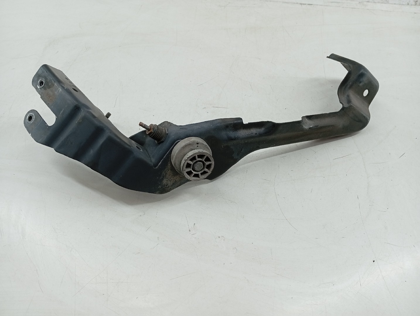 Suporte de montagem de para-choques MERCEDES-BENZ E-CLASS T-Model (S211) | 03 - 09 Imagem-2