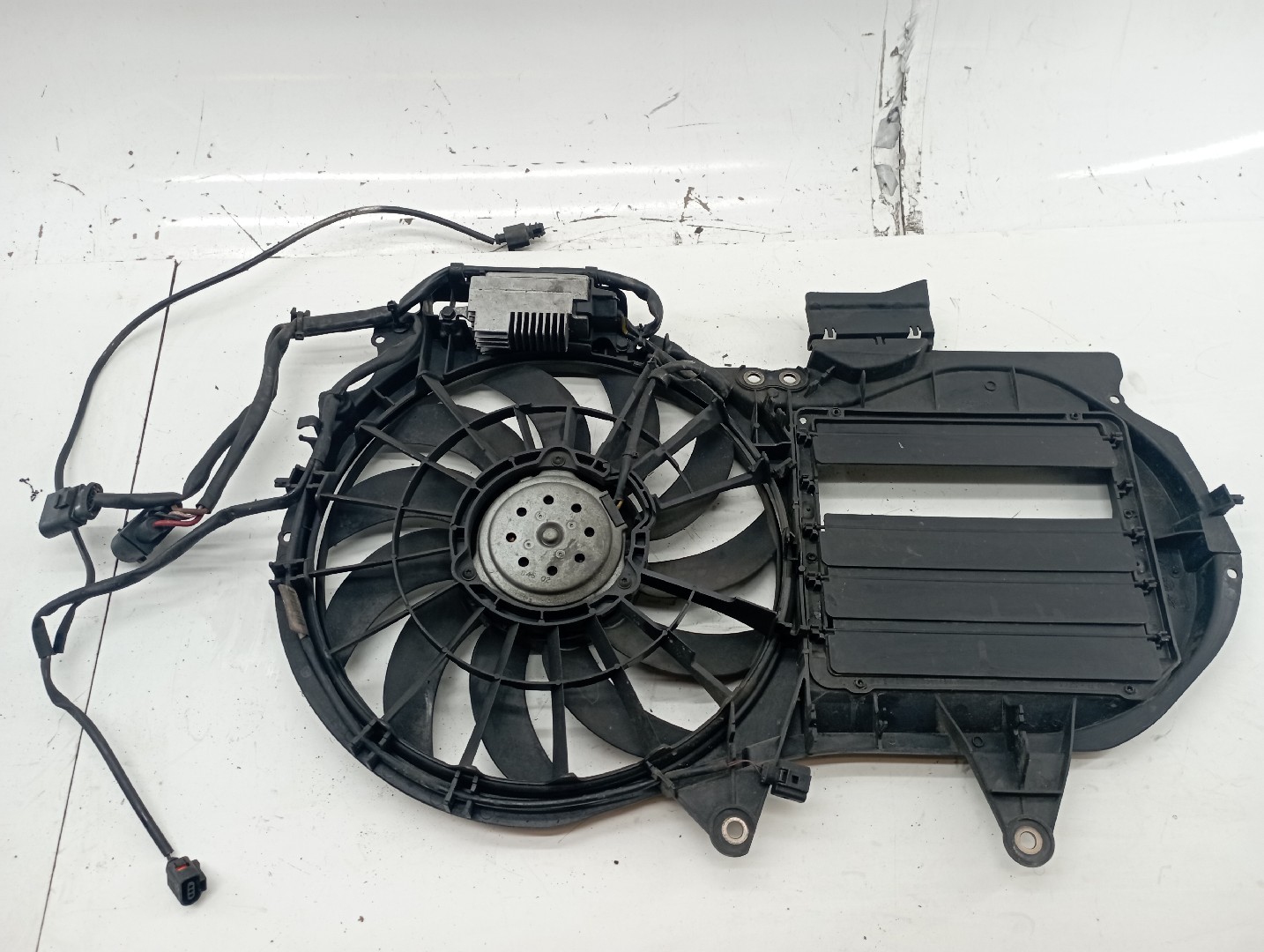 Termo ventilador AUDI A4 Avant (8E5, B6) | 00 - 05 Imagem-3