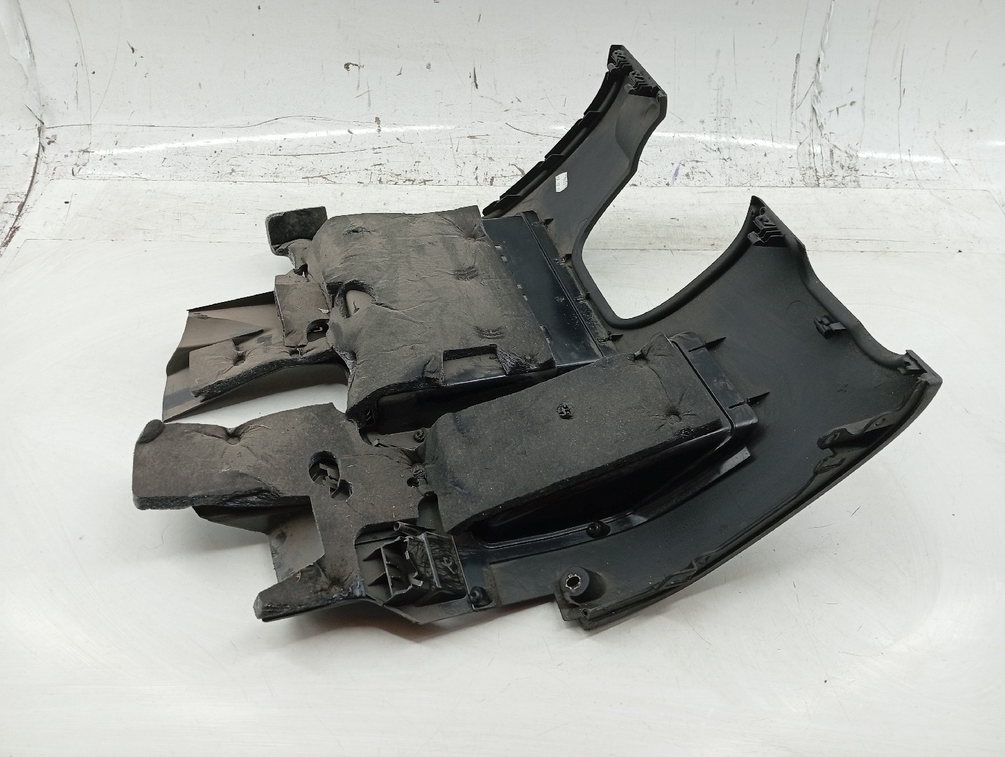 Painel inferior de tablier AUDI A4 Avant (8E5, B6) | 00 - 05 Imagem-2