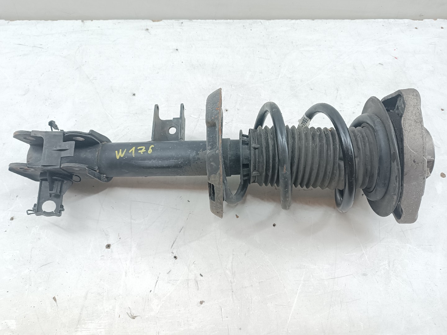 Amortecedor Dianteiro MERCEDES-BENZ A-CLASS (W176) | 12 - 18
