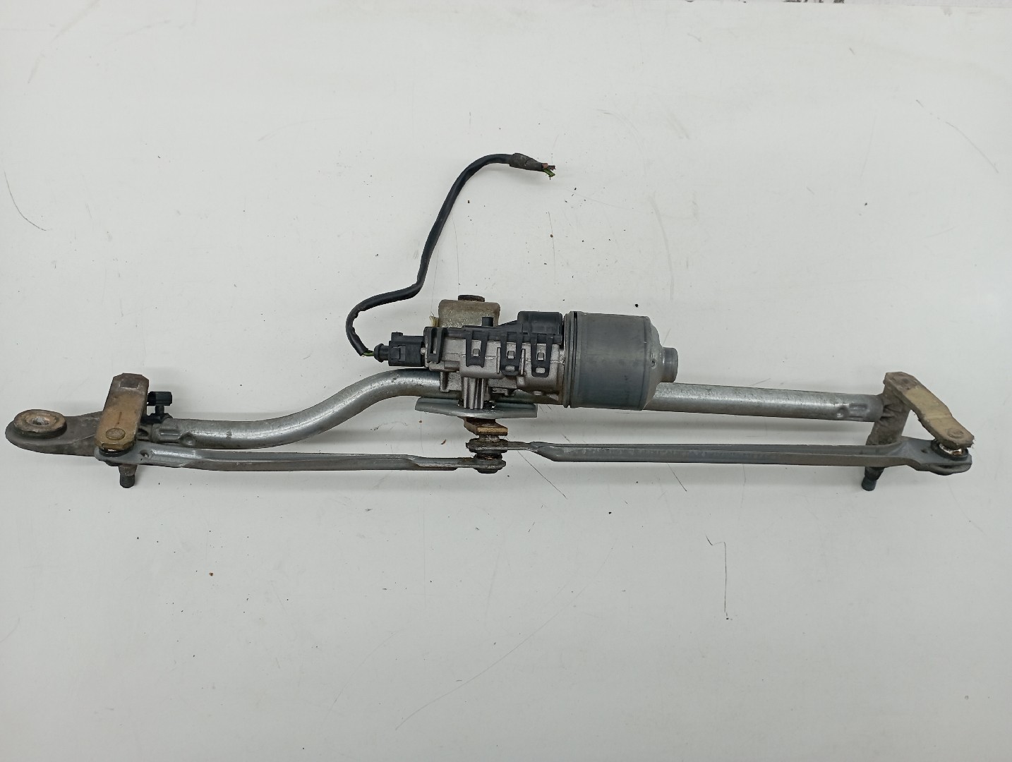 Motor do Limpa Para-Brisas AUDI A4 Avant (8E5, B6) | 00 - 05 Imagem-3