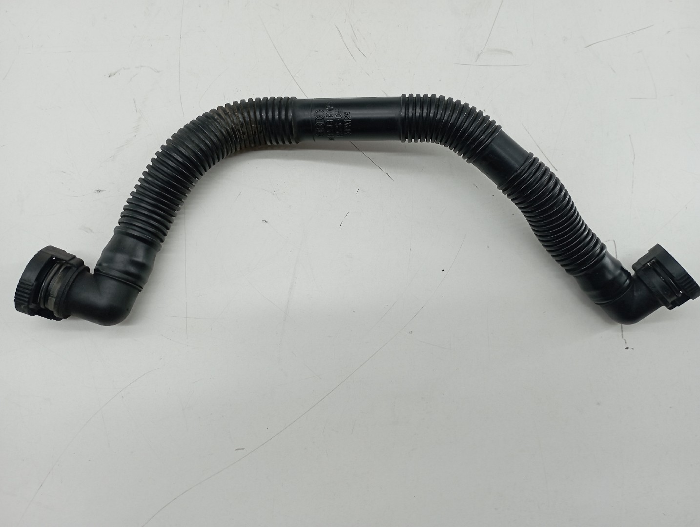 Tubo flexível de respiro AUDI A4 Avant (8E5, B6) | 00 - 05
