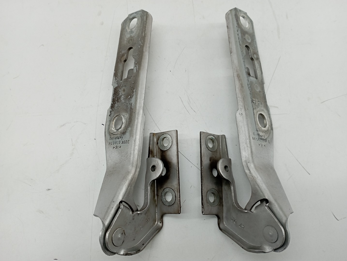Dobradiças do capô AUDI A4 Avant (8E5, B6) | 00 - 05