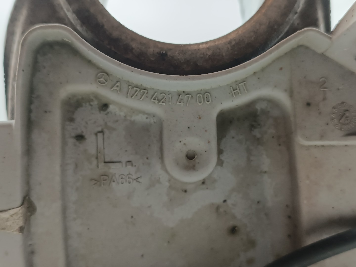 Manga de eixo frente esquerda MERCEDES-BENZ B-CLASS (W247) | 18 -  Imagem-3