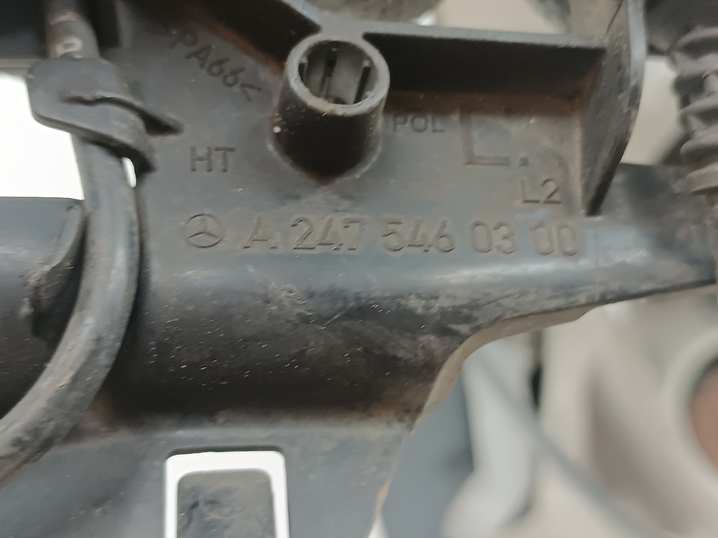 Manga de eixo frente esquerda MERCEDES-BENZ B-CLASS (W247) | 18 -  Imagem-2