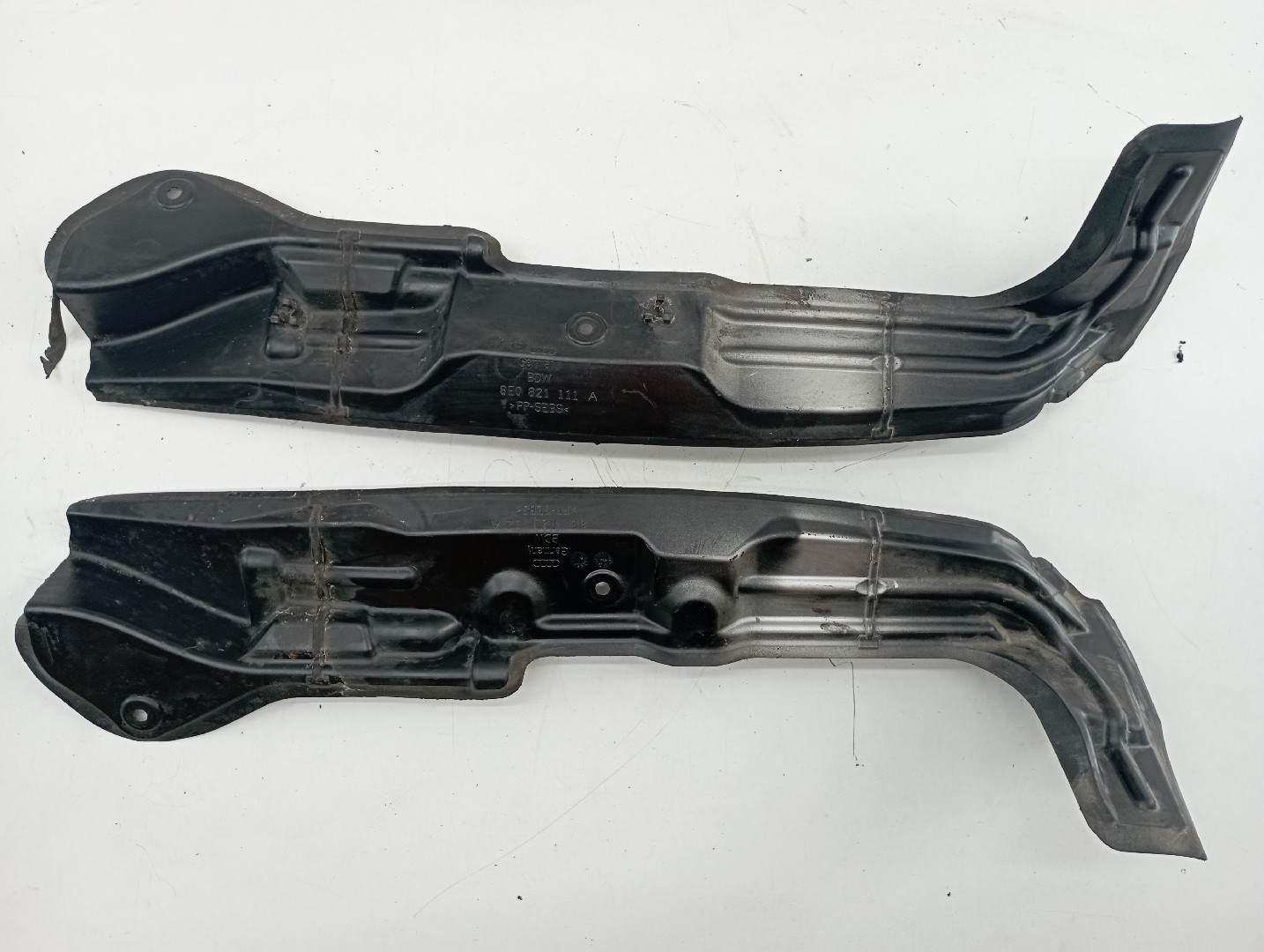 Suporte de montagem guarda lamas AUDI A4 Avant (8E5, B6) | 00 - 05 Imagem-5