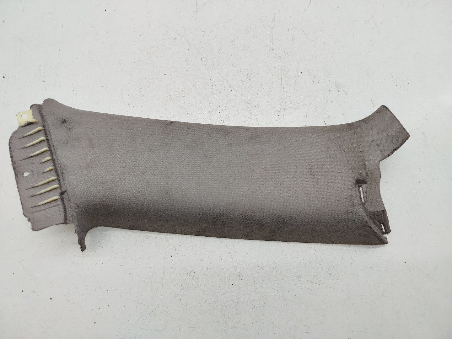 Moldura de pilar C esquerda AUDI A4 Avant (8E5, B6) | 00 - 05
