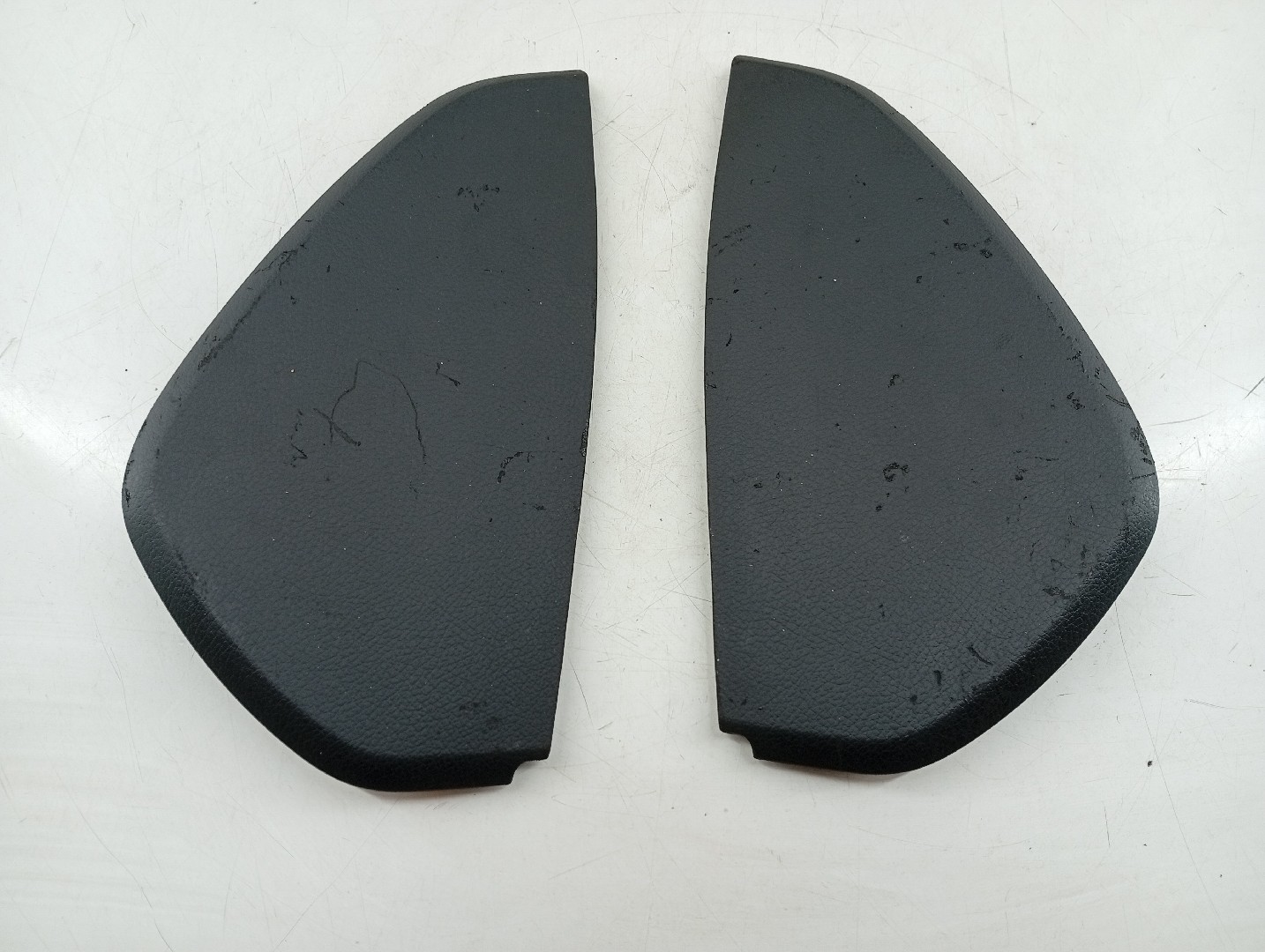 Painel, tampa esquerda/direita e caixa de fusíveis AUDI A4 (8E2, B6) | 00 - 05