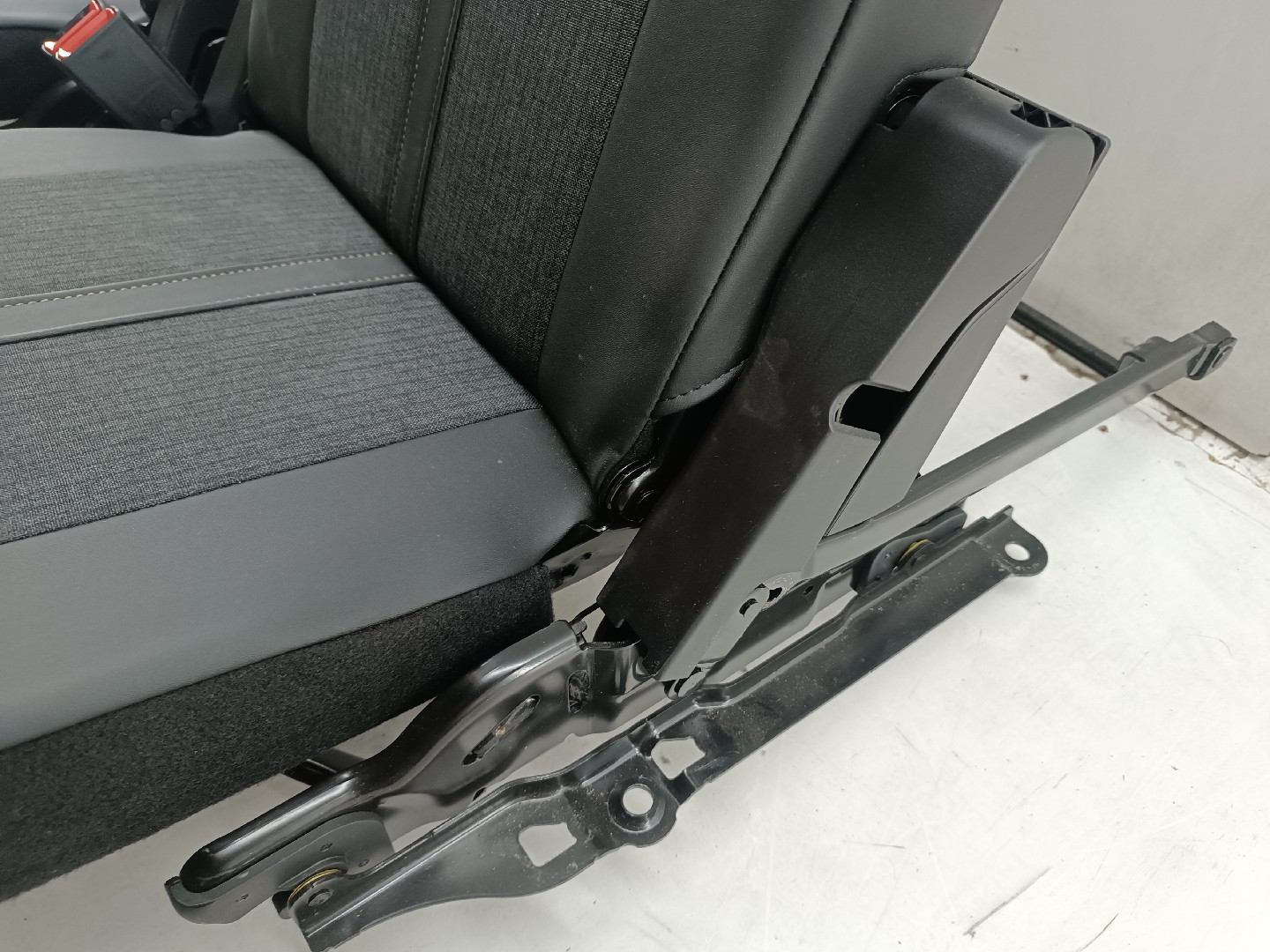 Bancos 3ª Fila PEUGEOT 5008 II | 16 -  Imagem-8