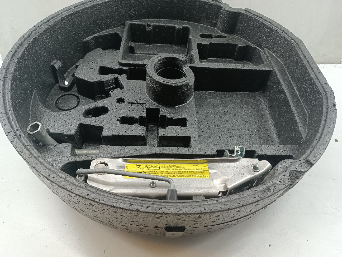 Kit pneu suplente AUDI A4 Avant (8E5, B6) | 00 - 05 Imagem-4