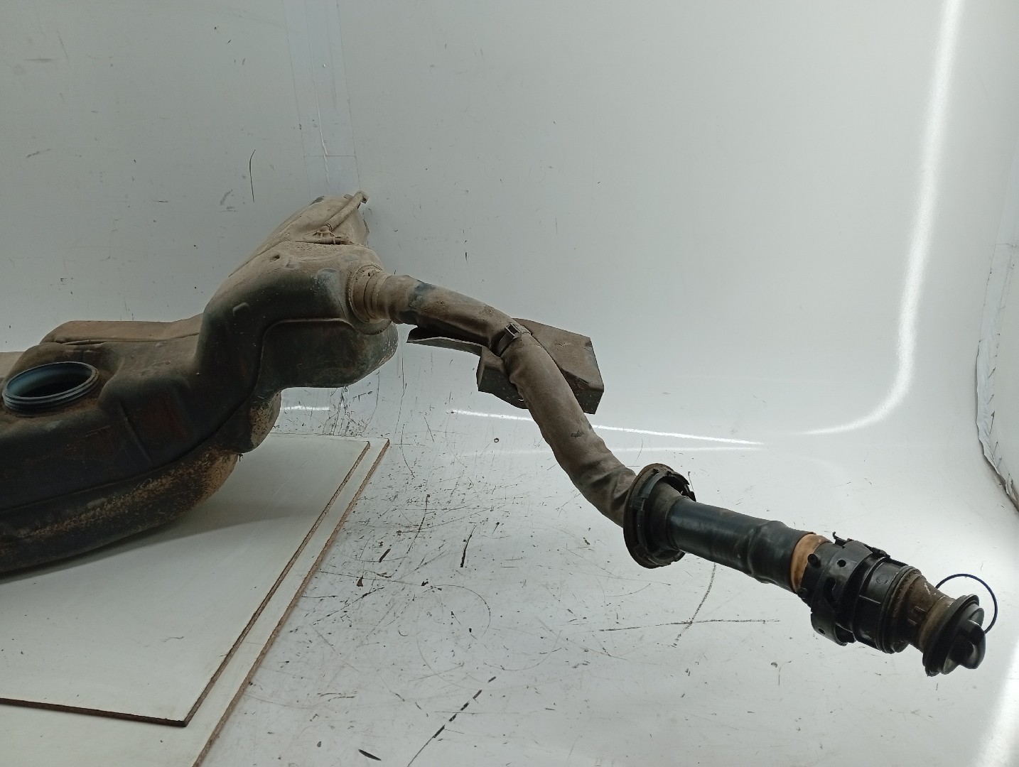 Deposito Combustible MERCEDES-BENZ M-CLASS (W163) | 98 - 05 Imagem-1