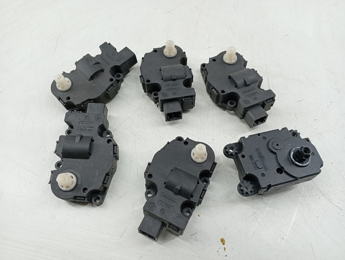 Motores atuadores de sofagem LAND ROVER RANGE ROVER EVOQUE (L538) | 11 - 