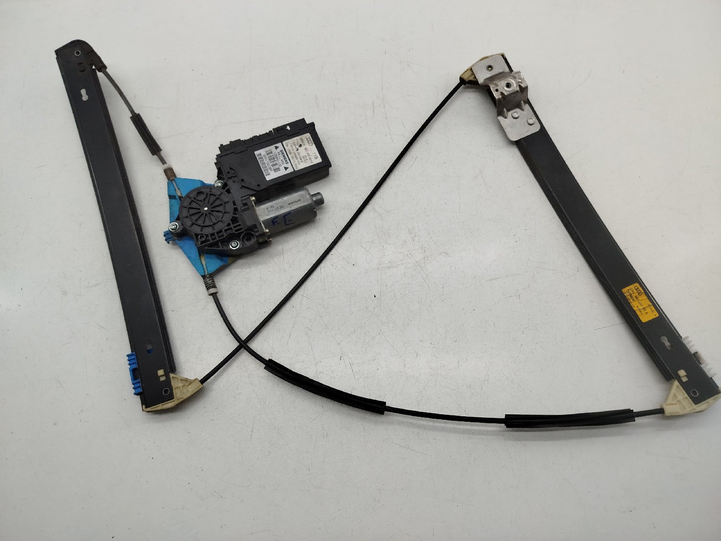 Motor e elevador de vidro frente esquerdo AUDI A4 Avant (8E5, B6) | 00 - 05 Imagem-8