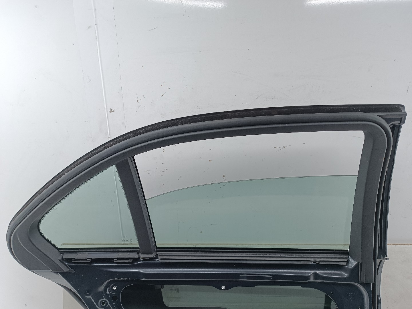 Puerta Trasera Izq MERCEDES-BENZ C-CLASS (W204) | 07 - 15 Imagem-3