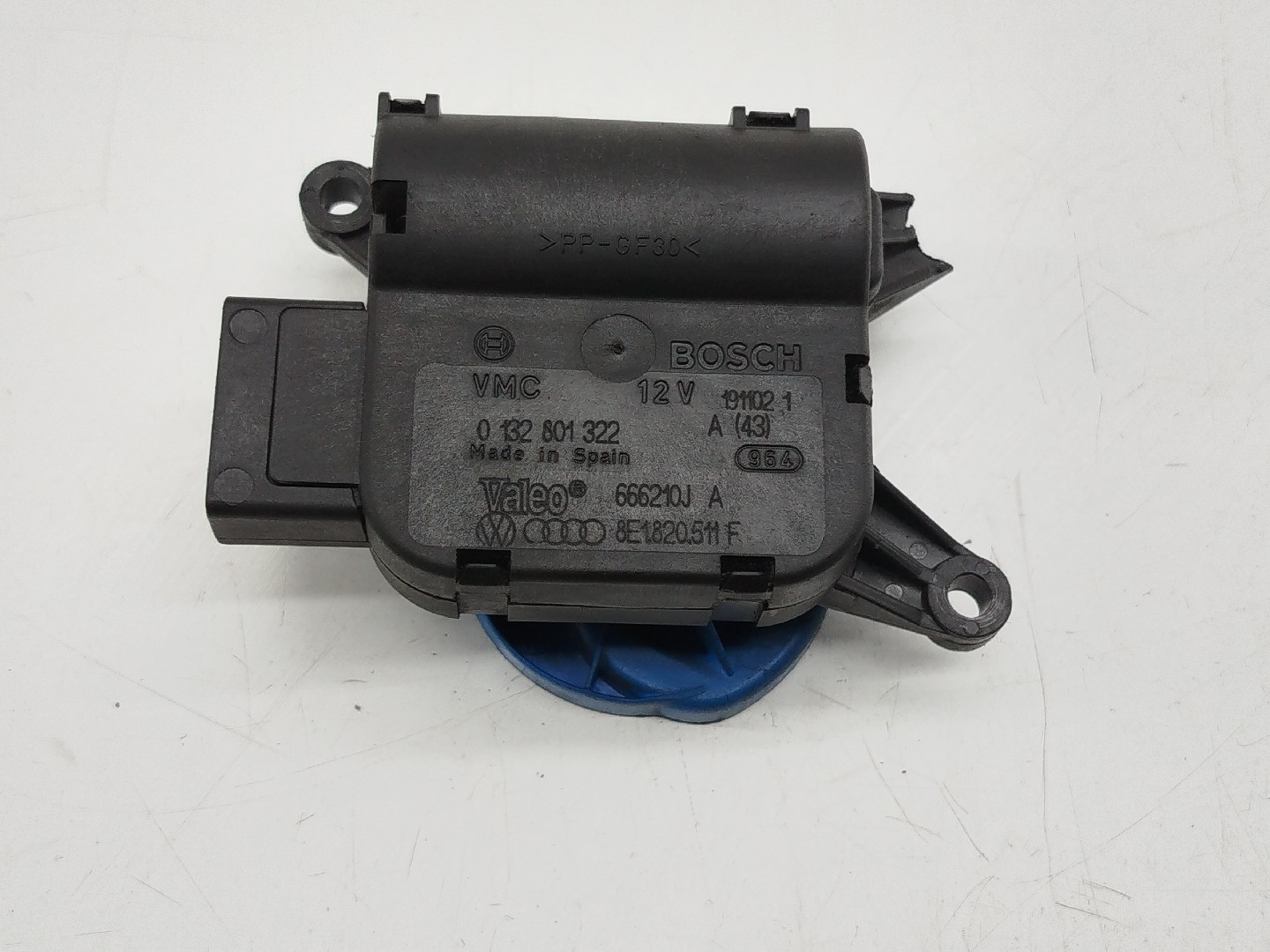 Atuador da Climatizaçao / Sofagem  AUDI A4 Avant (8E5, B6) | 00 - 05