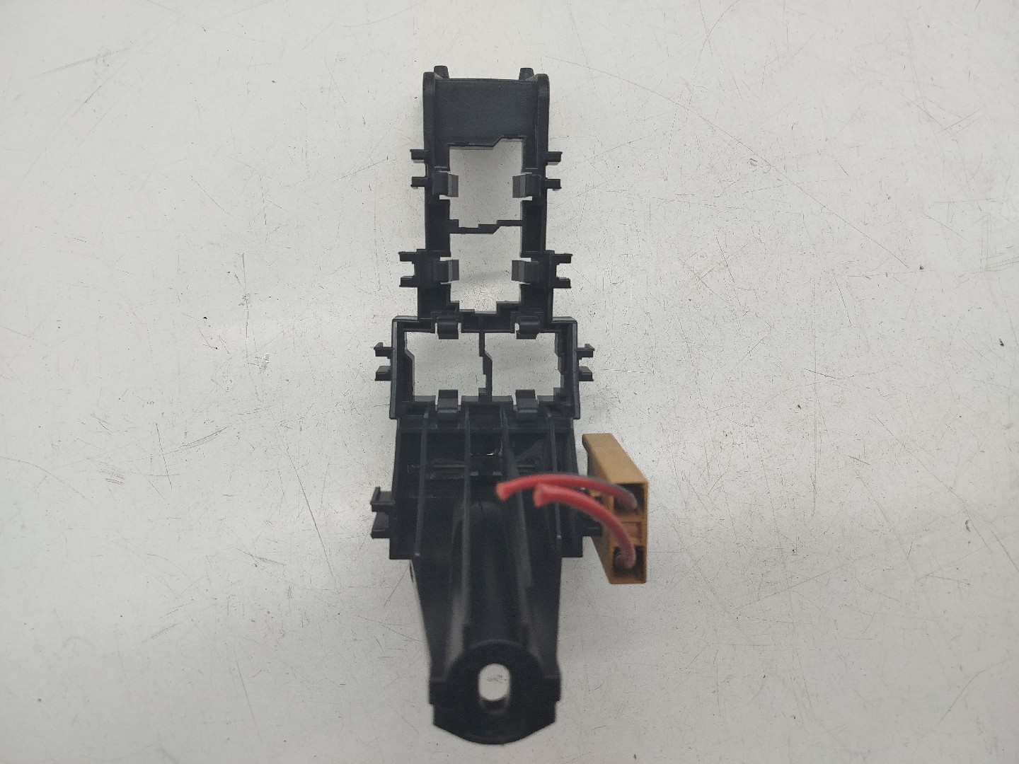 Placa de suporte de fusíveis AUDI A4 Avant (8E5, B6) | 00 - 05 Imagem-5