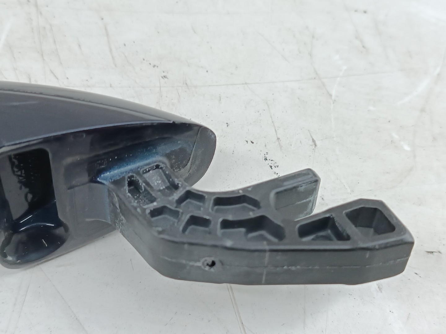 Puxador exterior traseiro esquerdo MERCEDES-BENZ C-CLASS T-Model (S205) | 14 -  Imagem-1