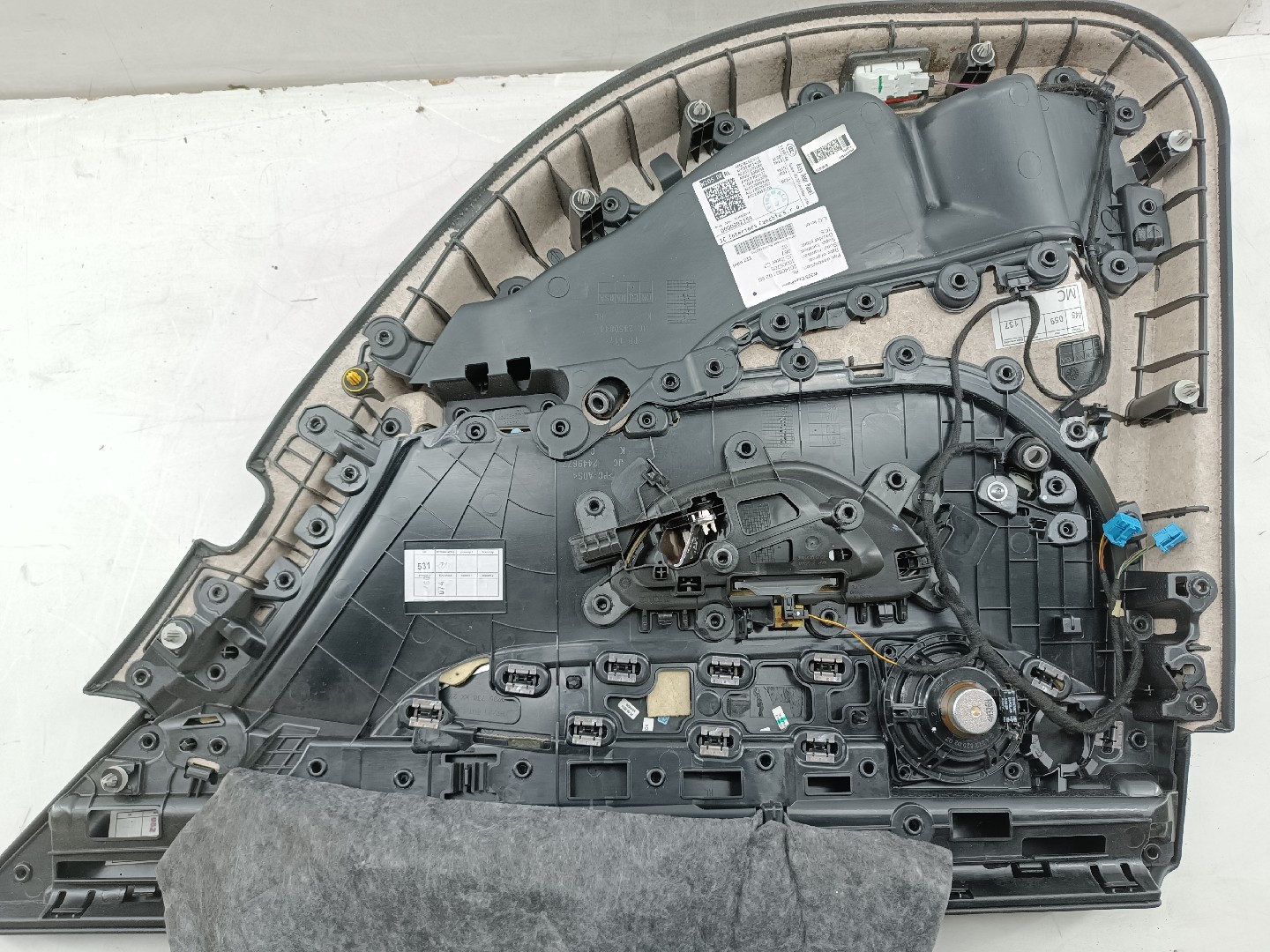 Quartela de porta trás esquerda MERCEDES-BENZ C-CLASS T-Model (S205) | 14 -  Imagem-4