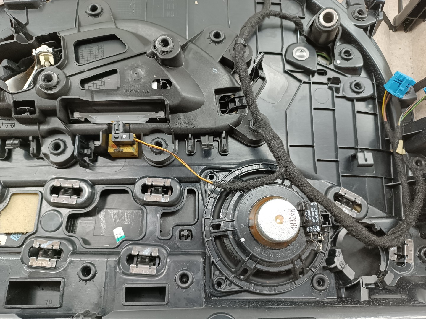 Quartela de porta trás esquerda MERCEDES-BENZ C-CLASS T-Model (S205) | 14 -  Imagem-2