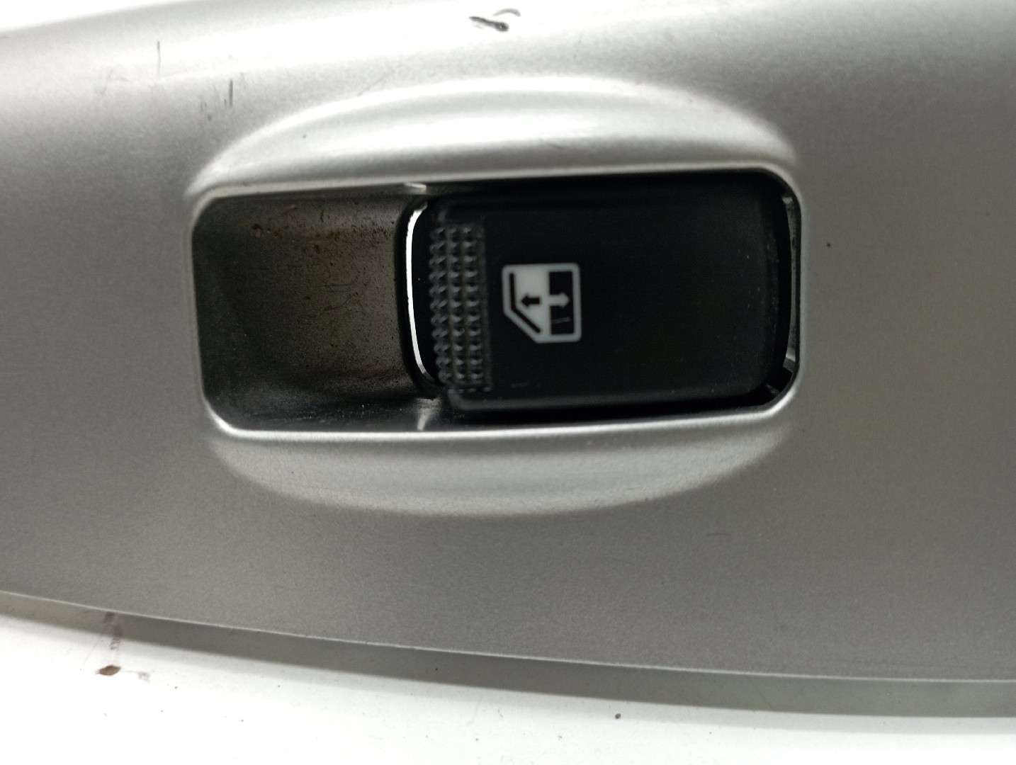 Comutador de vidro traseiro esquerdo KIA SPORTAGE (JE_, KM_) | 04 -  Imagem-6