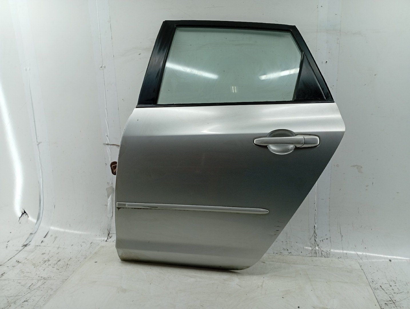Puerta Trasera Izq MAZDA 3 (BK) | 03 - 09 Imagem-1