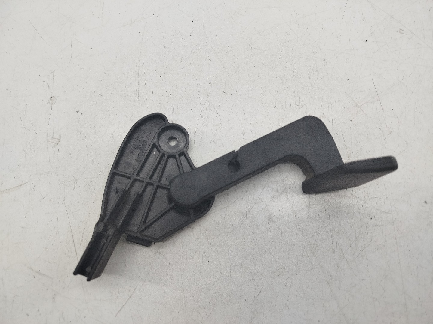 Alavanca de abertura de capô AUDI A4 Avant (8E5, B6) | 00 - 05