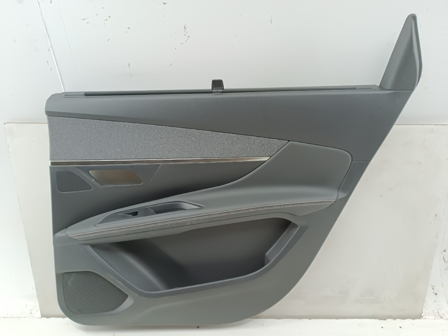 Quartela de porta trás direita PEUGEOT 5008 II | 16 -  Imagem-10
