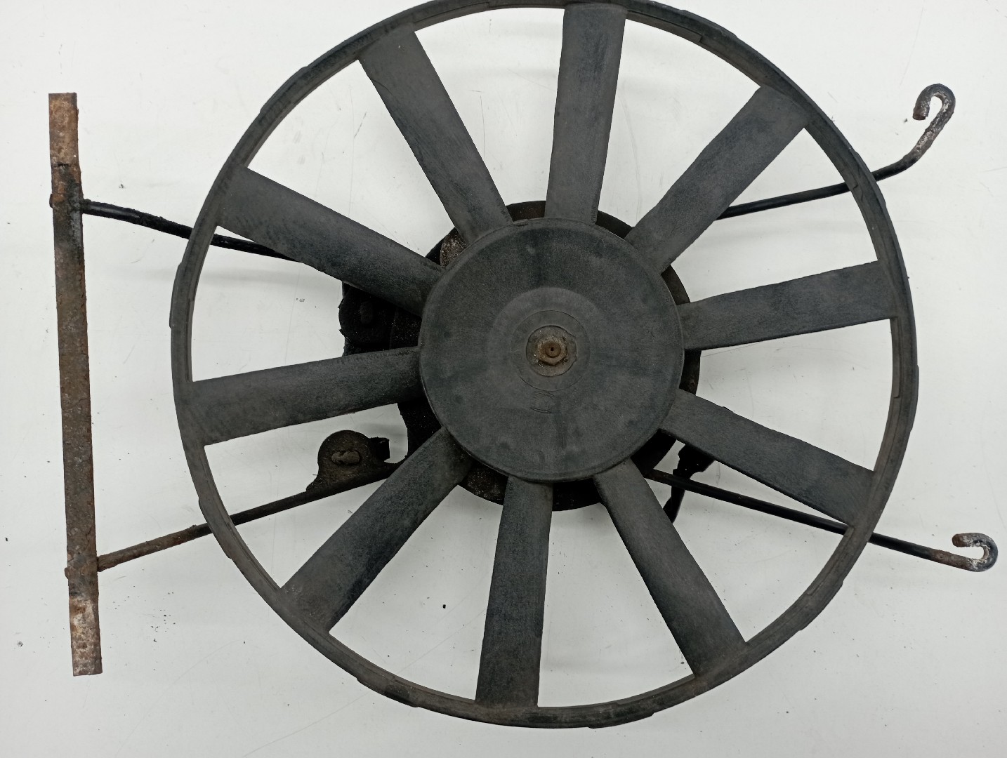 Ventoinha de radiador RENAULT EXPRESS Caixa (F40_, G40_) | 85 - 01