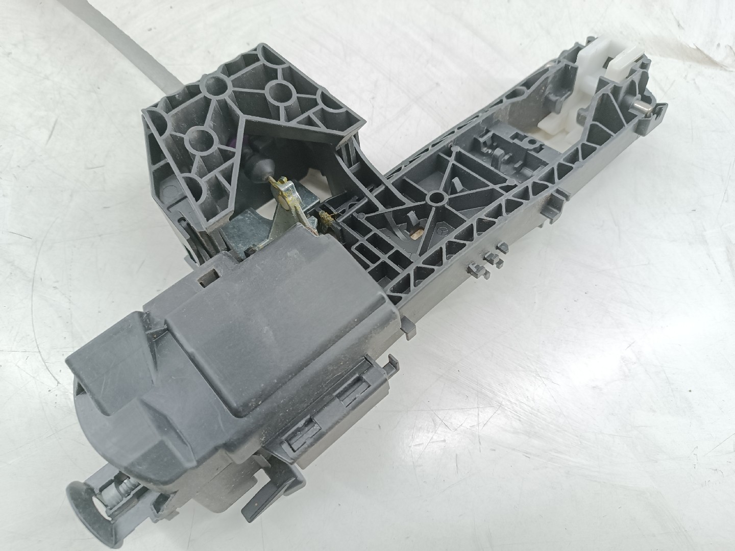 Mecanismo completo do fecho da porta trás MERCEDES-BENZ A-CLASS (W176) | 12 - 18 Imagem-1