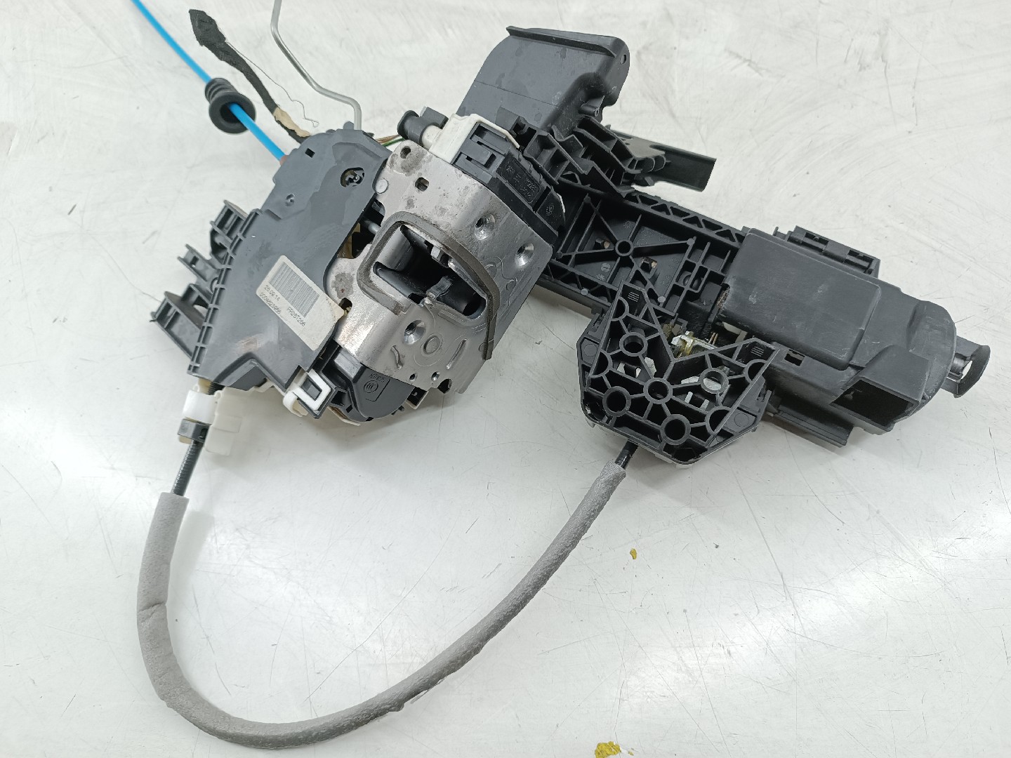 Mecanismo completo do fecho da porta trás MERCEDES-BENZ A-CLASS (W176) | 12 - 18 Imagem-9