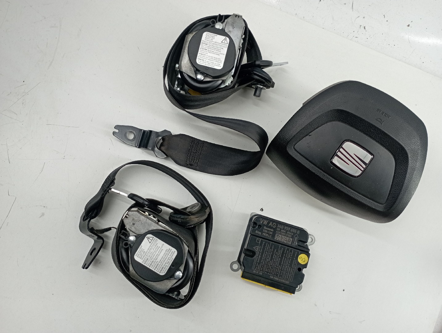 Kit de tablier, airbags e Centralina SEAT TOLEDO IV (KG3) | 12 - 19 Imagem-1