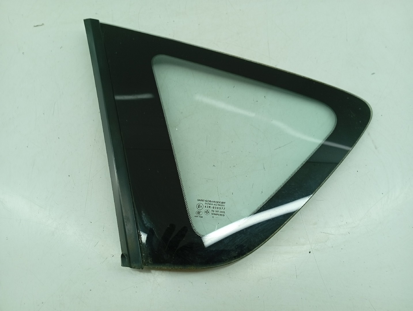 Vidro Painel Tras Esquerdo MAZDA 3 (BK) | 03 - 09