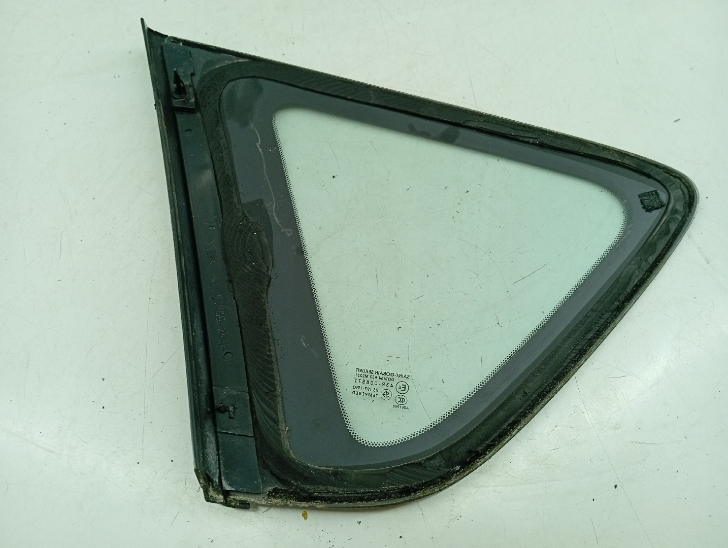 Vidro Painel Tras Direito MAZDA 3 (BK) | 03 - 09 Imagem-2