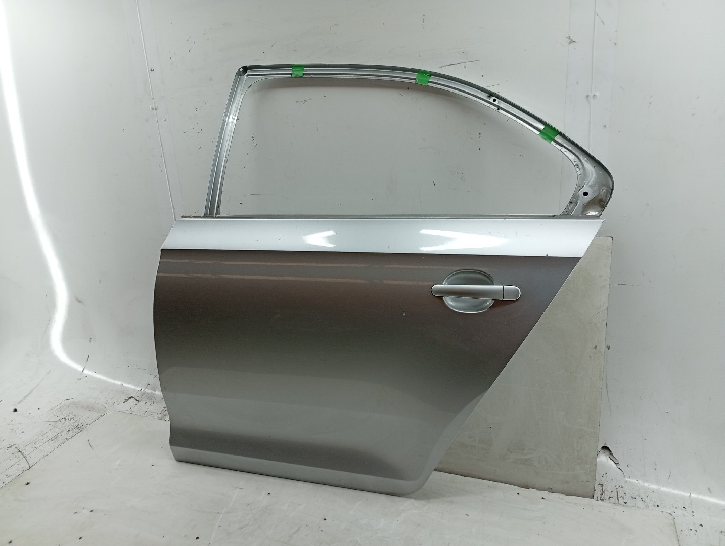 Puerta Trasera Izq SEAT TOLEDO IV (KG3) | 12 - 19 Imagem-2