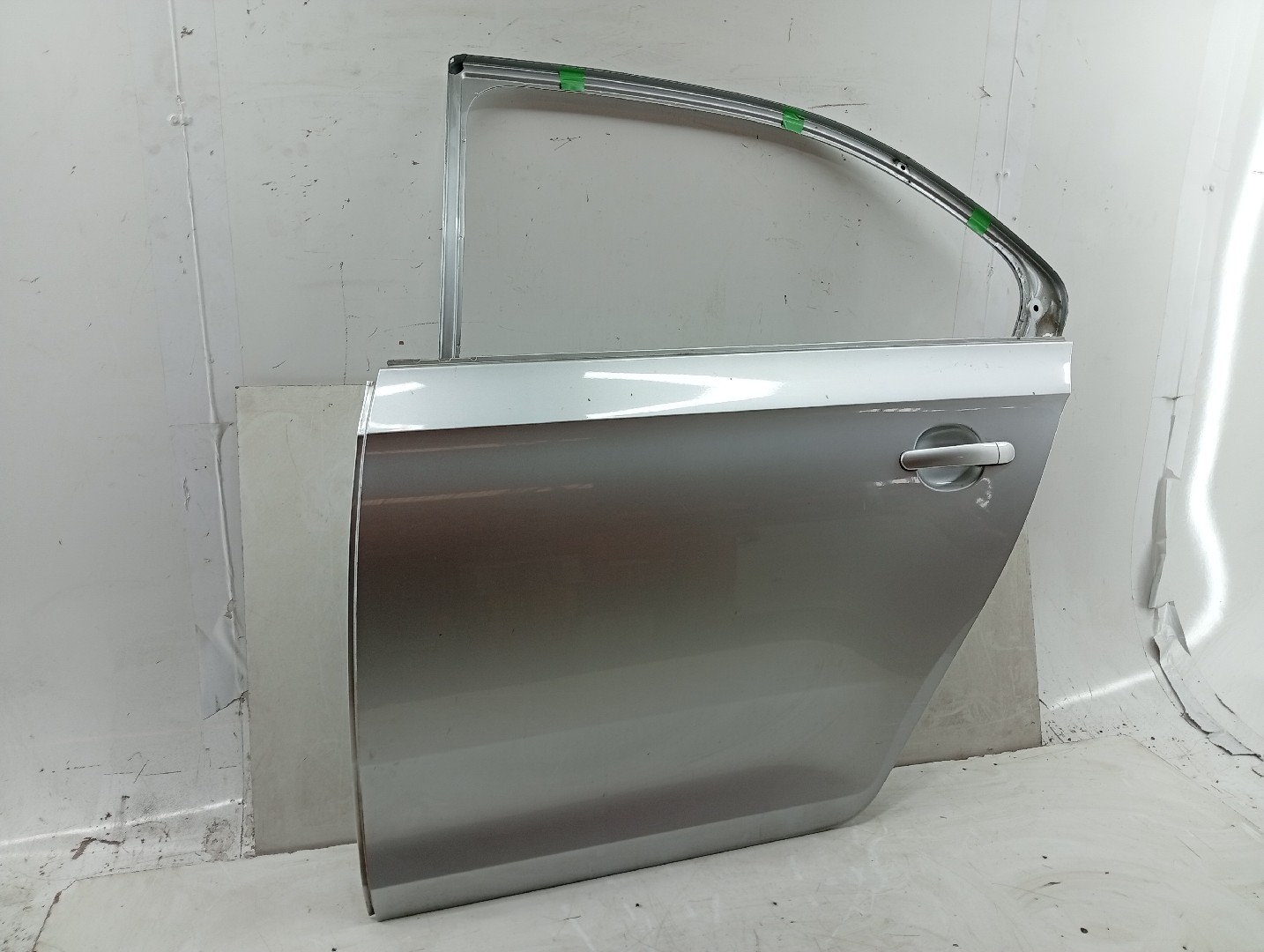 Puerta Trasera Izq SEAT TOLEDO IV (KG3) | 12 - 19 Imagem-1