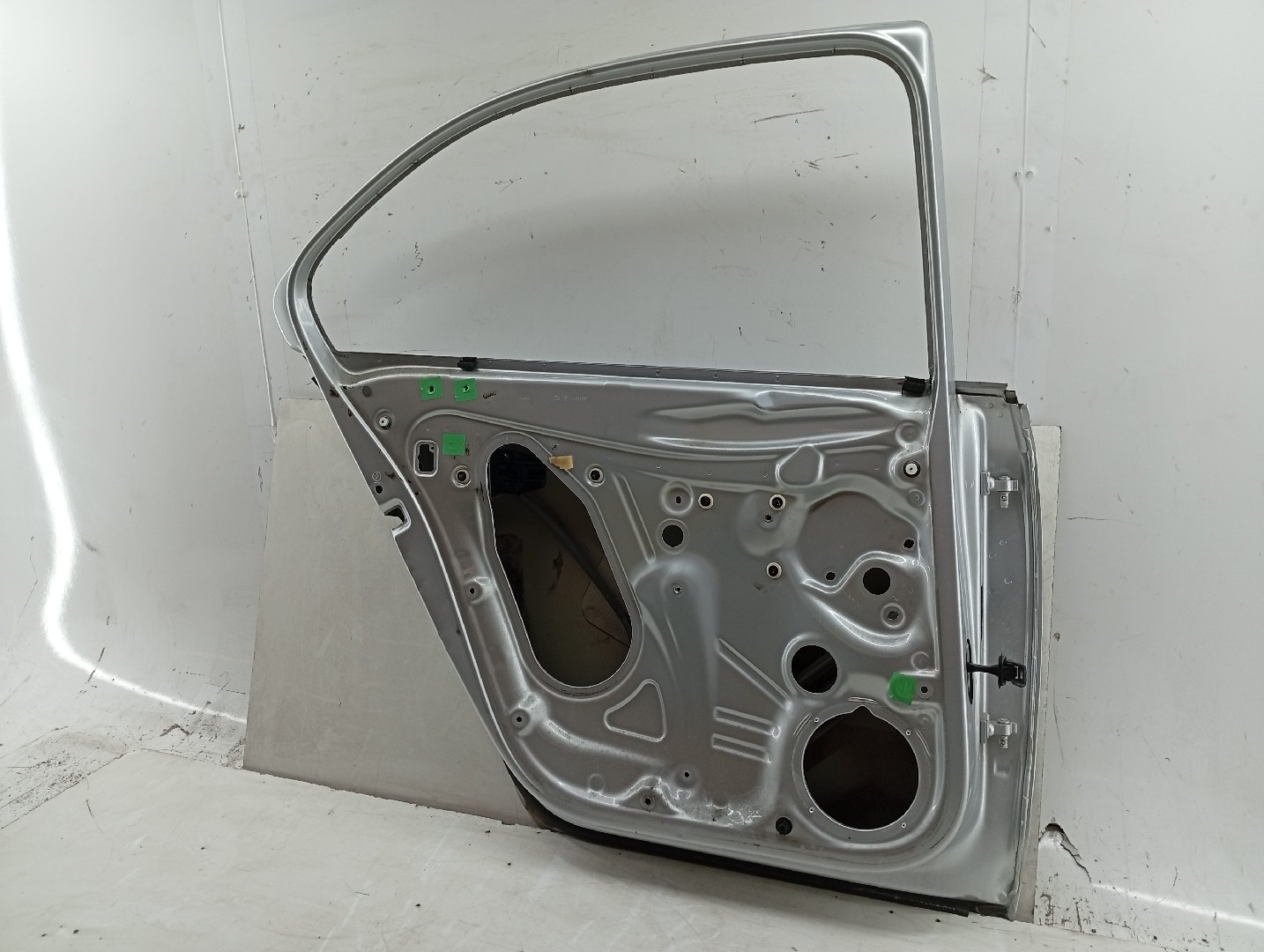 Puerta Trasera Izq SEAT TOLEDO IV (KG3) | 12 - 19 Imagem-6