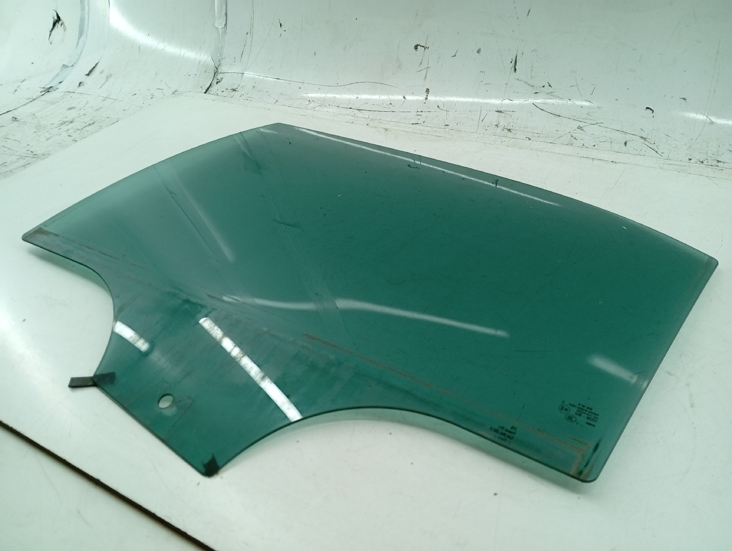 Vidro Porta Tras Esquerdo SEAT TOLEDO IV (KG3) | 12 - 19 Imagem-1
