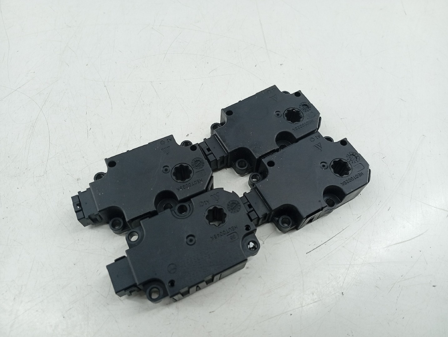 Motores atuadores de sofagem MERCEDES-BENZ A-CLASS (W177) | 18 -  Imagem-2