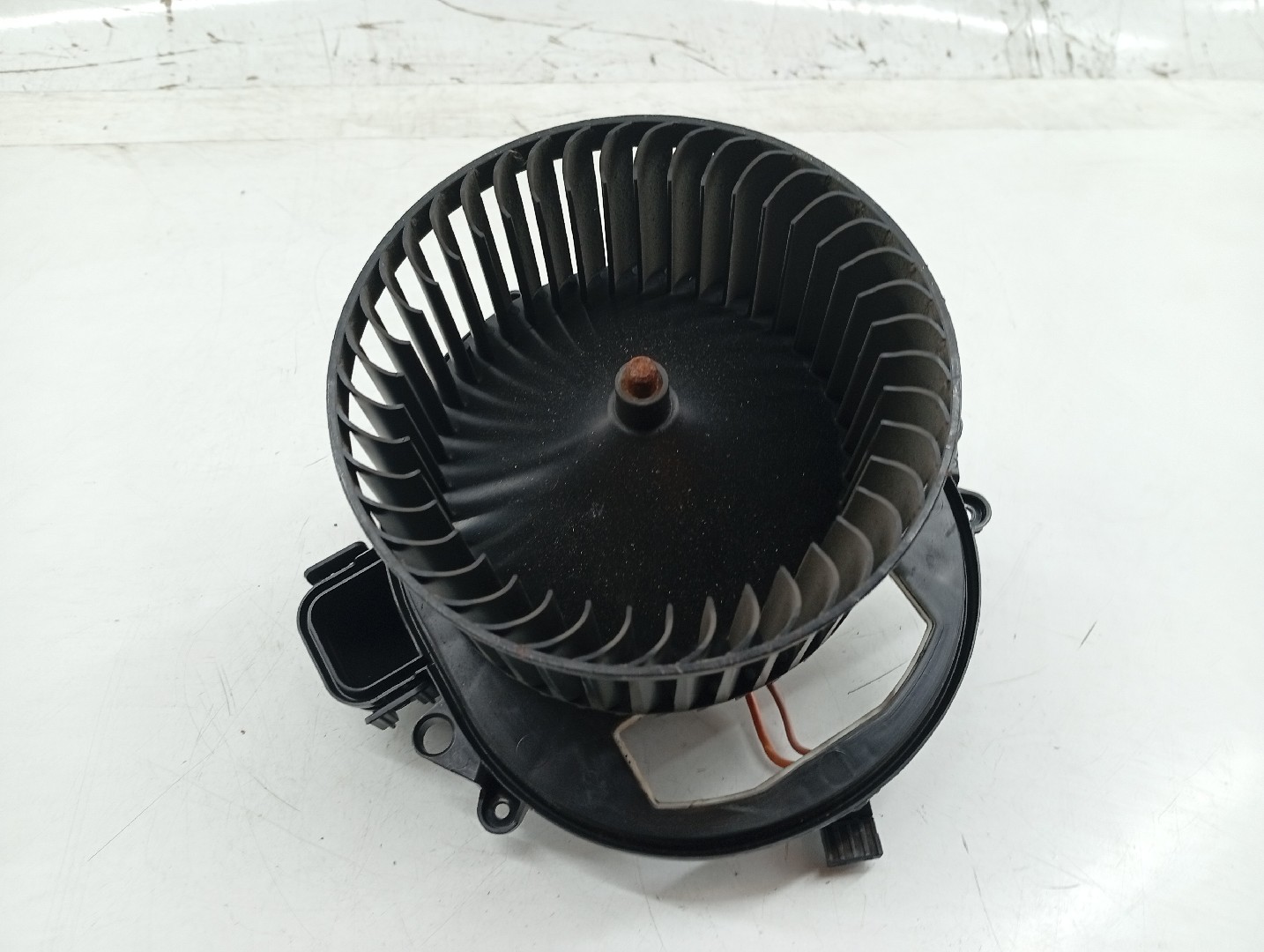 Motor de Sofagem BMW 1 (F20) | 11 - 19