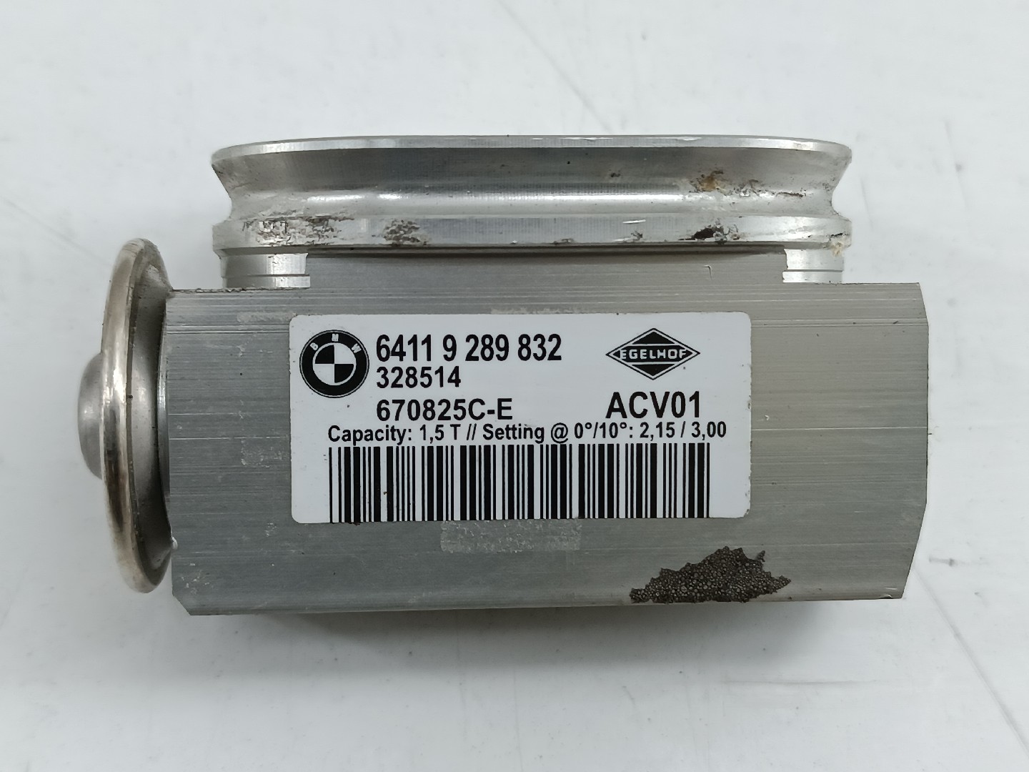 Válvula de expansão BMW 1 (F20) | 11 - 19