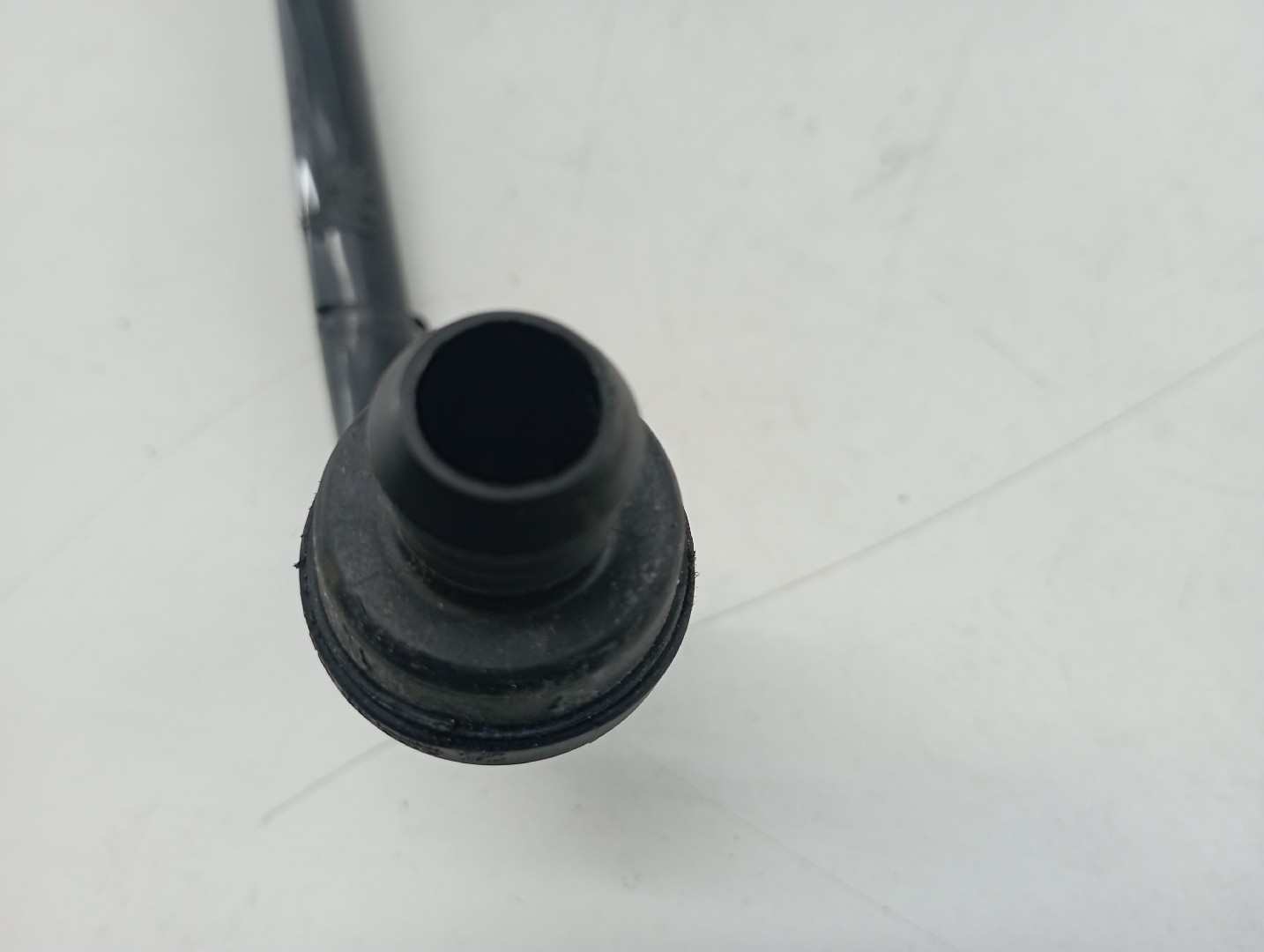 Tubo flexível de vacuo,sistema de travagem AUDI A4 Avant (8E5, B6) | 00 - 05 Imagem-3
